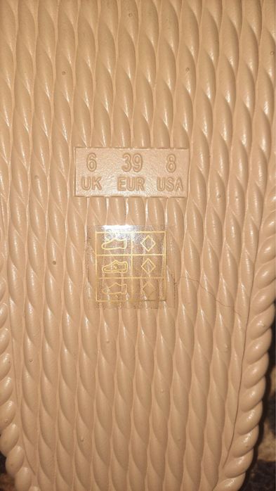 Продам нові шлепанці Braska