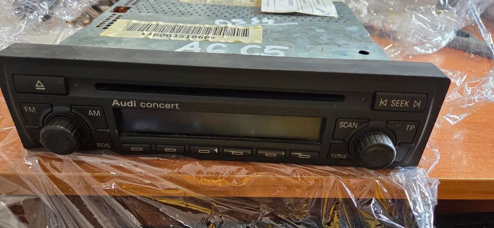Radio Audi A6 C5 Audi Concert -186Q + kod