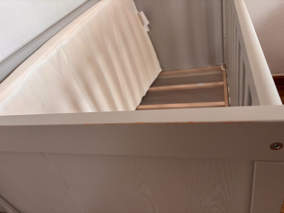 Berço IKEA SUNDVIK Cinzento (60x120cm) + Colchão – Como Novo!