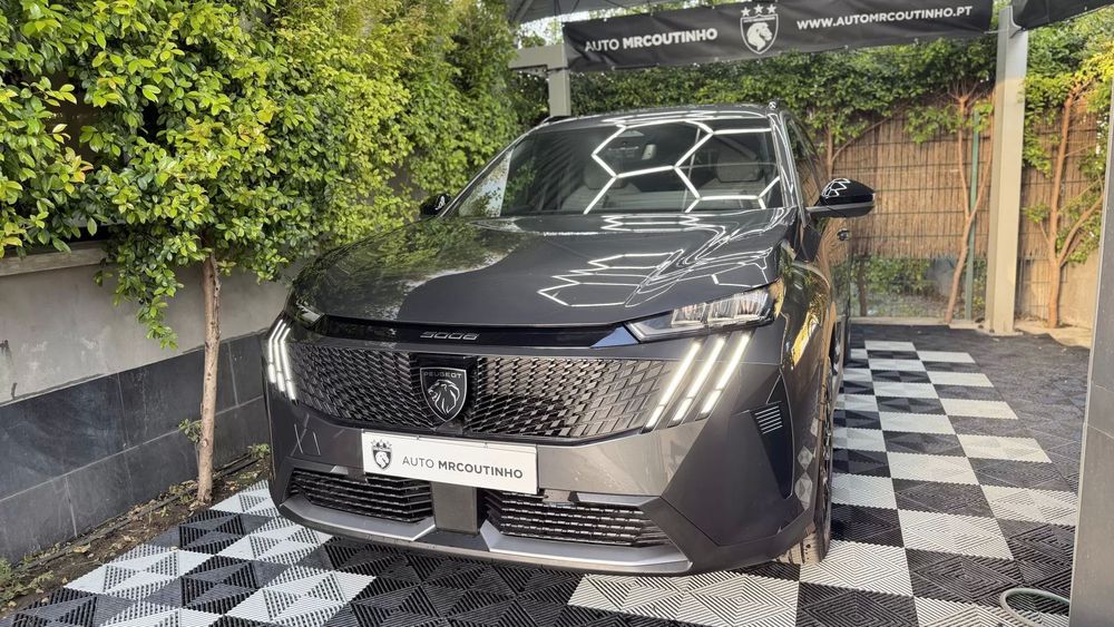 Peugeot 5008 1.2 Hybrid Allure e-DCS6