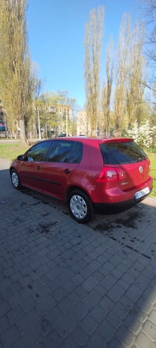 Volkswagen Golf V 1.6 mpi