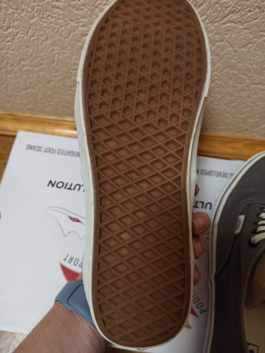 Кеди відомої фірми VANS р.46