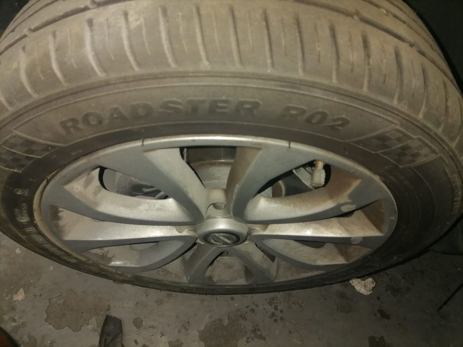 Jantes Originais Nissan Juke 17"-200€