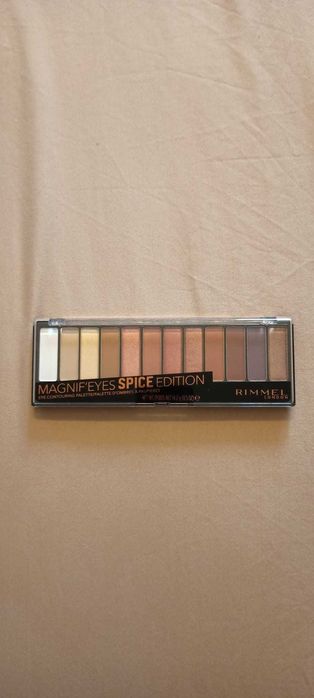 Paleta cieni Rimmel Magnif'eyes Spice Edition