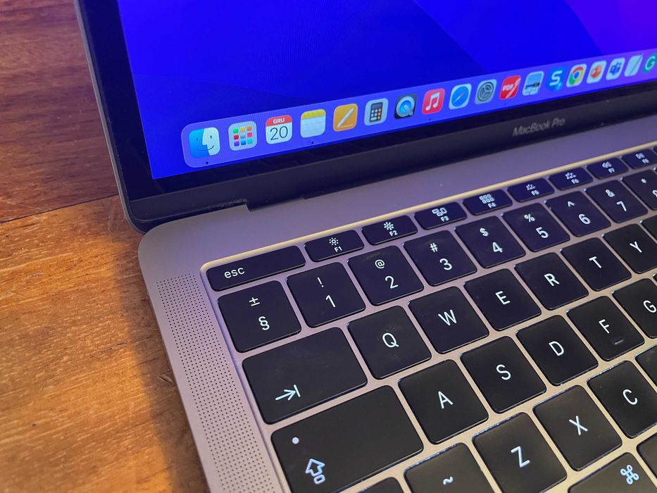 MacBook Pro 13" 2017 | i5 2.3 GHz | 8 GB RAM | 256 GB SSD | BDB