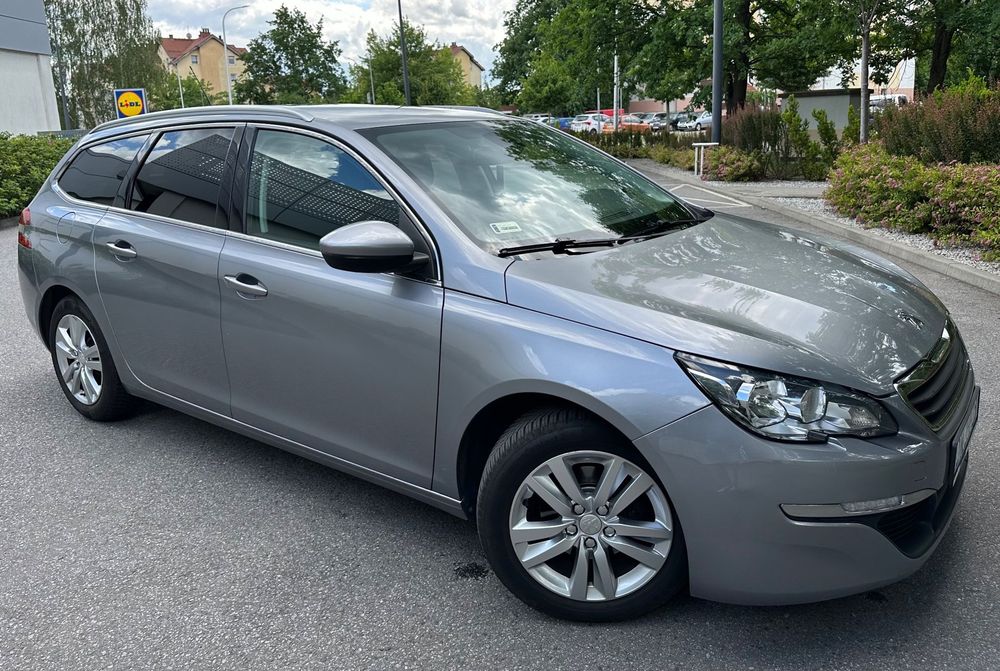 Peugeot 308