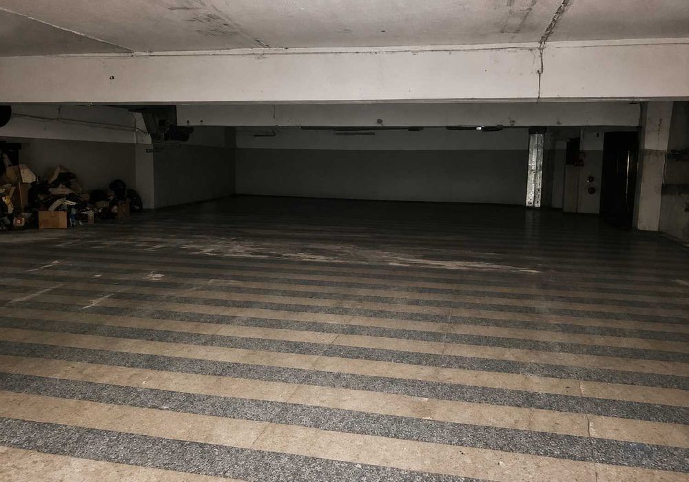 Armazém logístico com 1.024 m² em São Domingos de Benfica, Lisboa