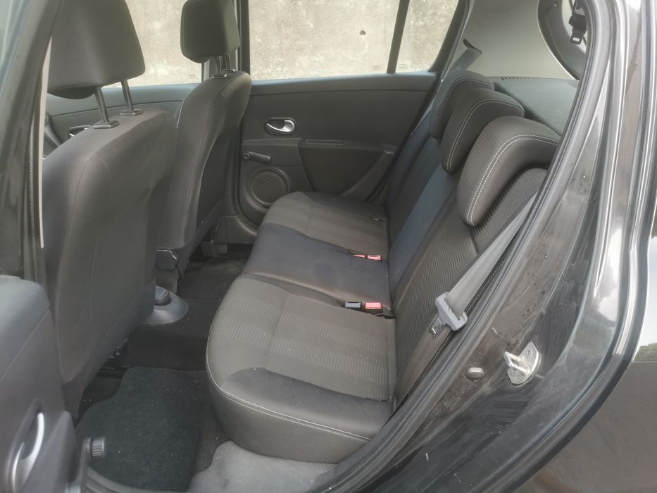 Renault Clio 1.2i de 2009 (140.000kms)
