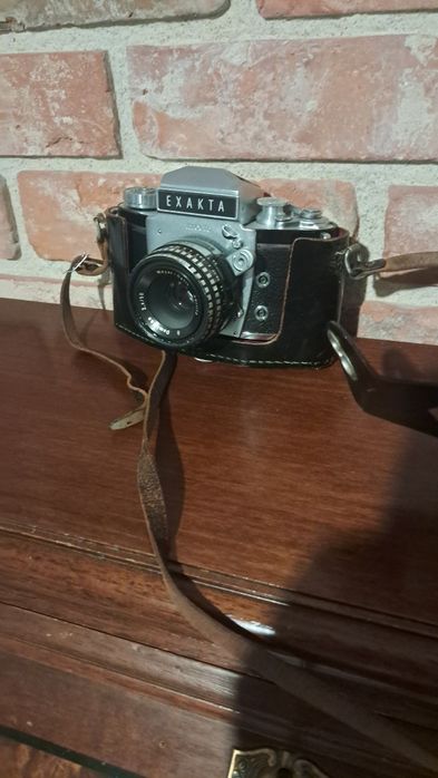 DLA PANA KAMILA Aparat analogowy ihagee exacta varex 2b z futeralem