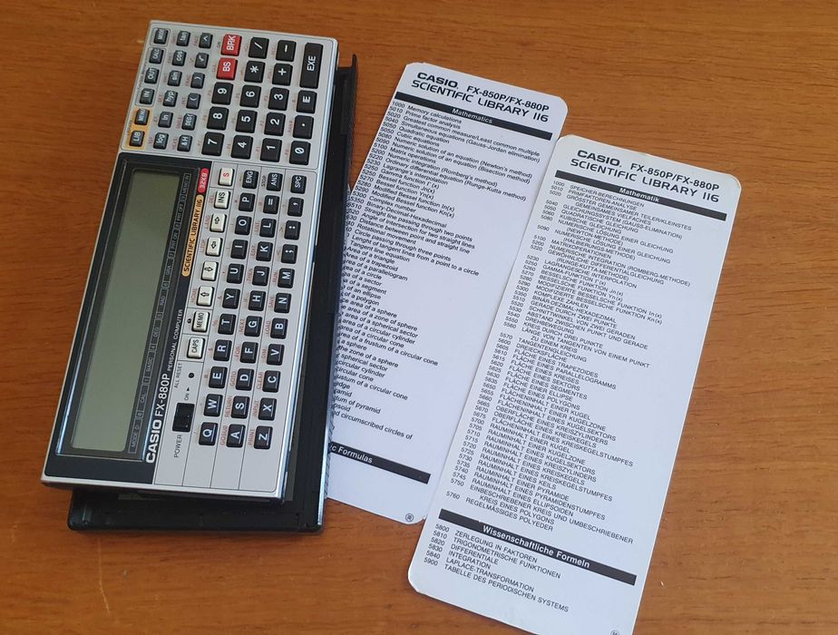 Calculadora científica CASIO FX-880P + Manual + pilhas novas, como nova.