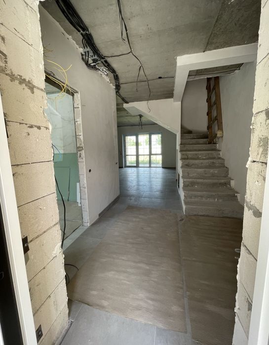 Продаж Танхаусу на Воєнстрої