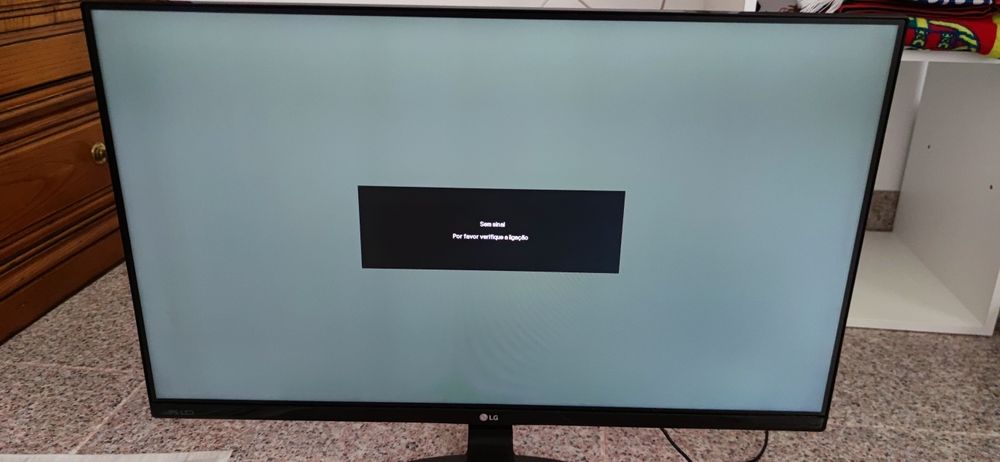 Monitor LG 24MP68VQ-P
