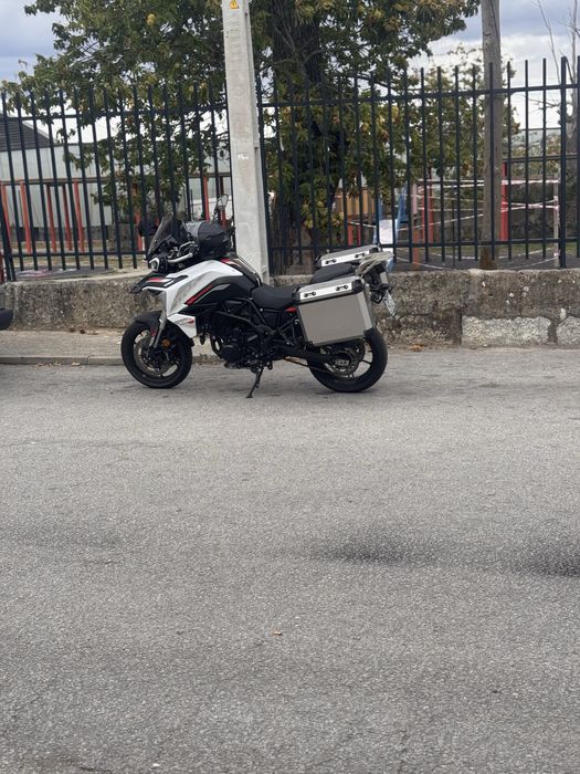 Benelli TRK 702 — Julho 2024 | 11.000 km | Garantia até 07/2027