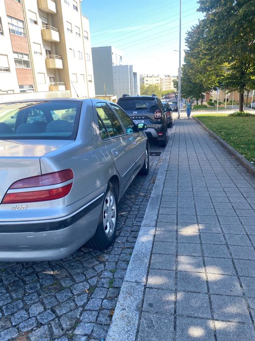 Peugeot 406 em muito bom estado