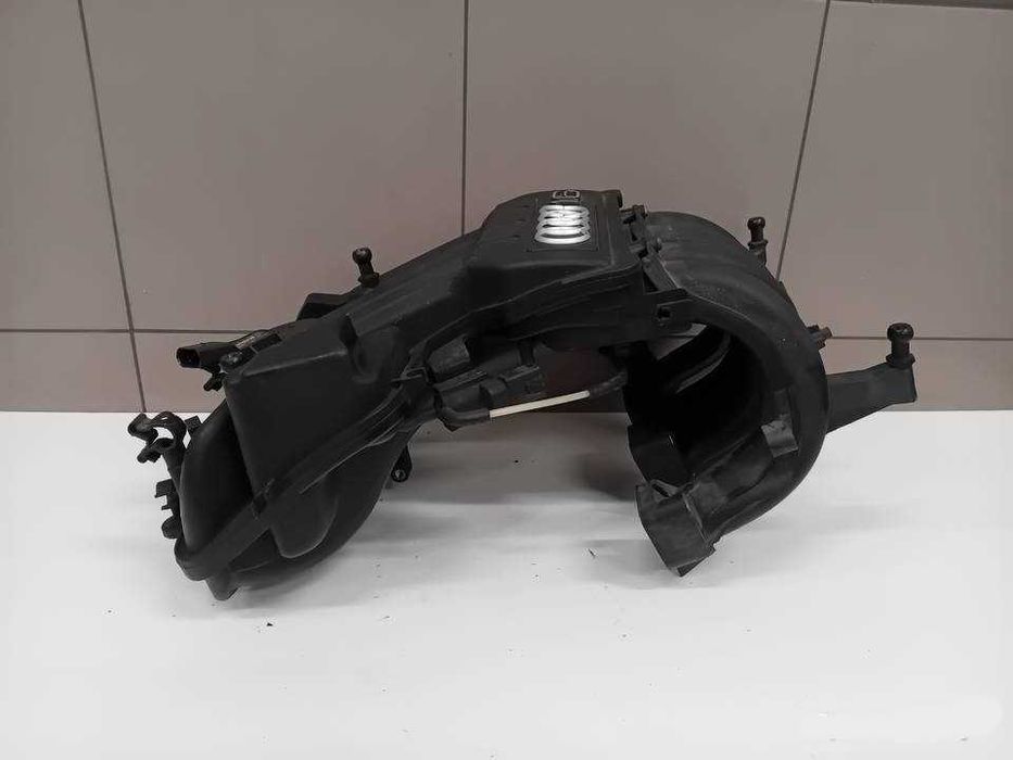 Kolektor ssący 1.6 MPI 06A133203CT AUDI SEAT SKODA VW