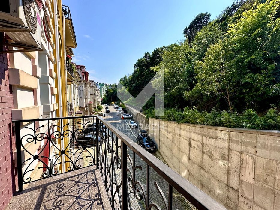 ЦІНУ ЗНИЖЕНО! Продаж 3к квартири у ЖК Воздвиженка 104 м2