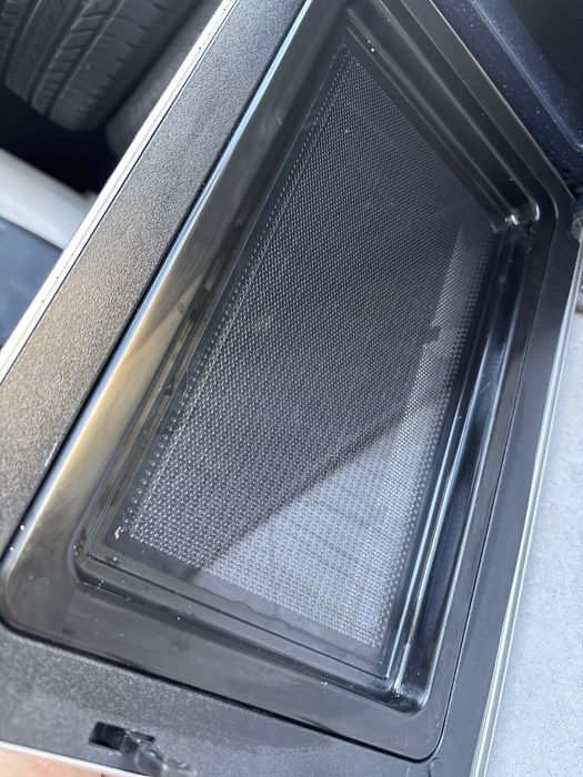 Мікрохвильова піч SAMSUNG GE83KRS-2/UA