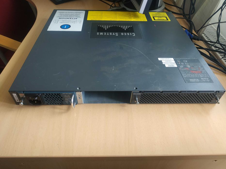 Коммутатор Cisco WS-C4948-10GE (48 Gb + 2 x 10Gb port)