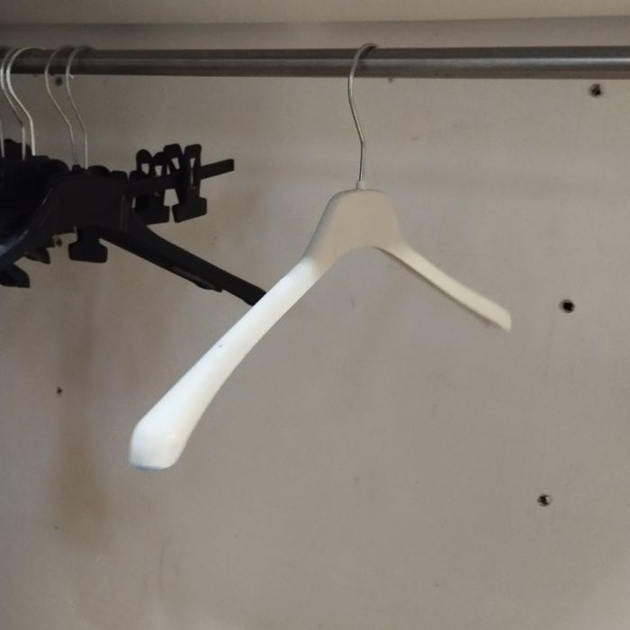 Cabides de plástico