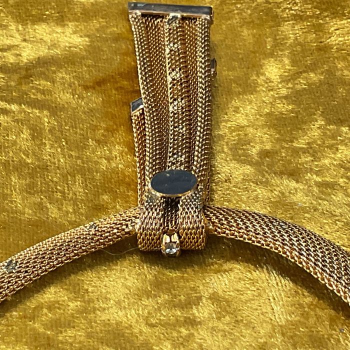 Colar trabalhado peça Vintage