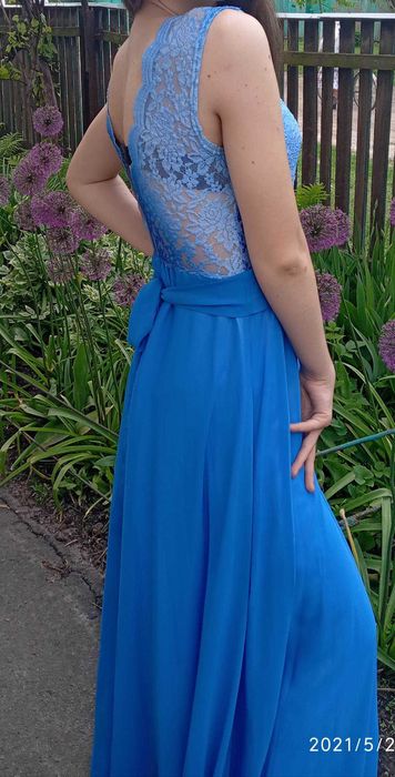 Сукня на випускний