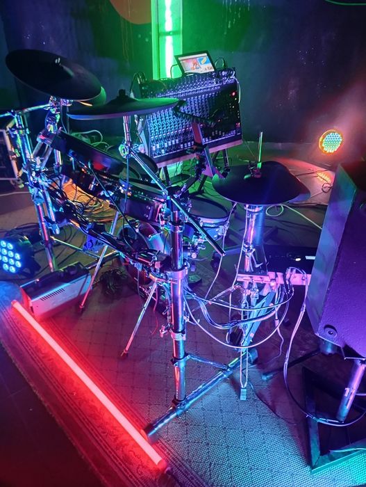 Sprzedam perkusję Roland td 17