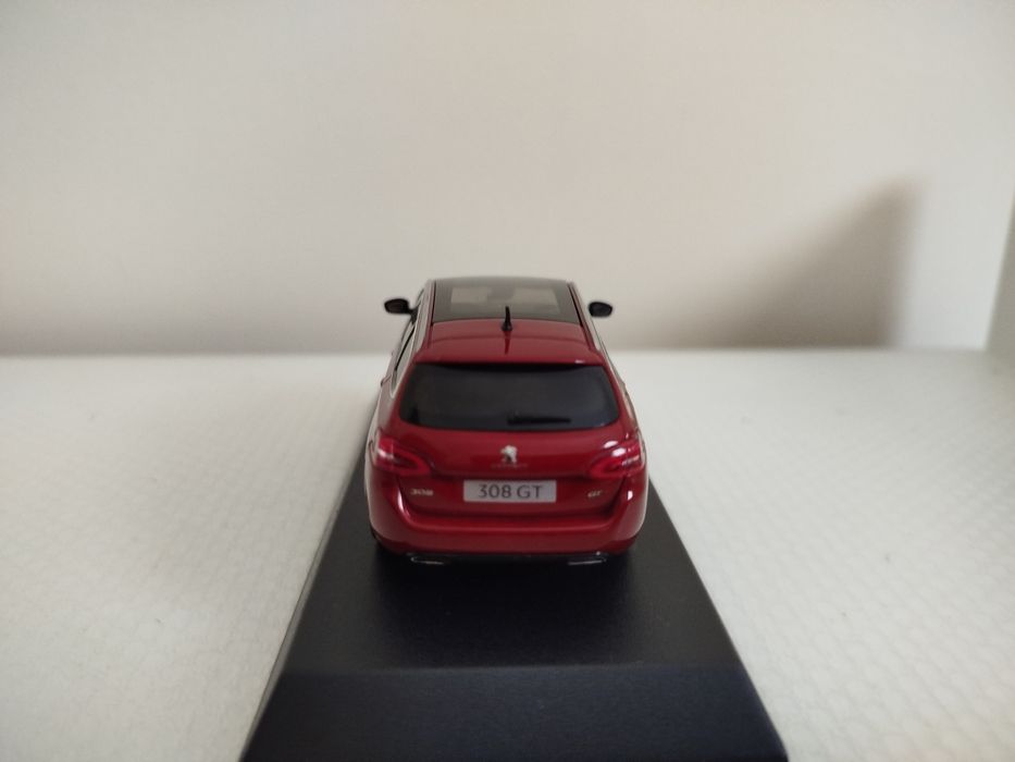 Miniatura Peugeot 308 SW GT 1/43 Nova