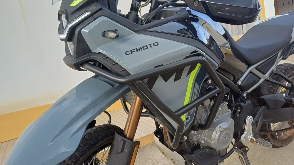 CFMOTO 450MT 2024 – 4.922 km – Pinhão 15 dentes
