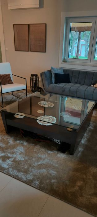 Mesa de Centro em madeira/vidro