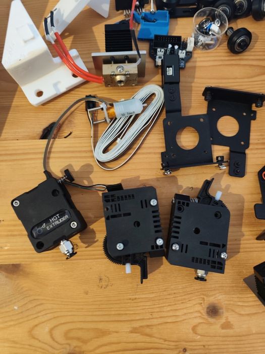 Geeetech A10M Dual Extruder + GRANDE LOTE DE PEÇAS EXTRA