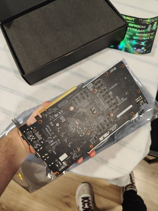 Placa Gráfica ASUS GTX 1060 6GB GDDR5