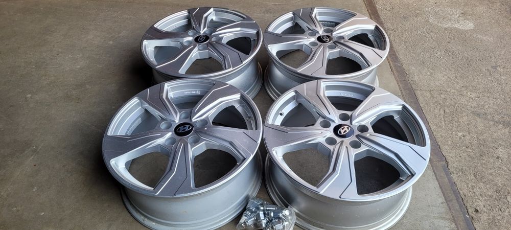 Felgi aluminiowe Hyundai 17  5x114,3 polecam