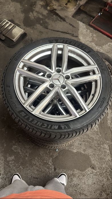 Jante 18 Mercedes C/ Pneus