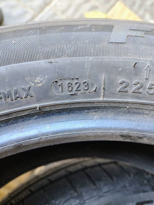 Шини Firemax 225 55 17