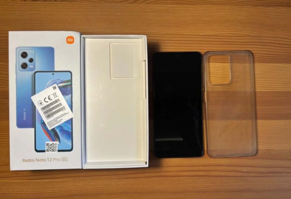 Smartfon Xiaomi Redmi Note 12 Pro 5G.