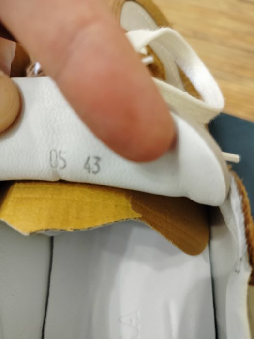 Кросівки снікерси Badura 43 розмір