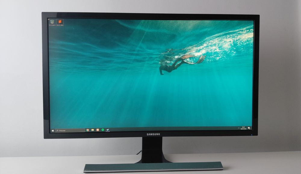Monitor SAMSUNG 28" 4K - U28E590D