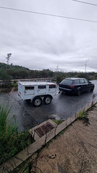 Atrelado Reboque Cães