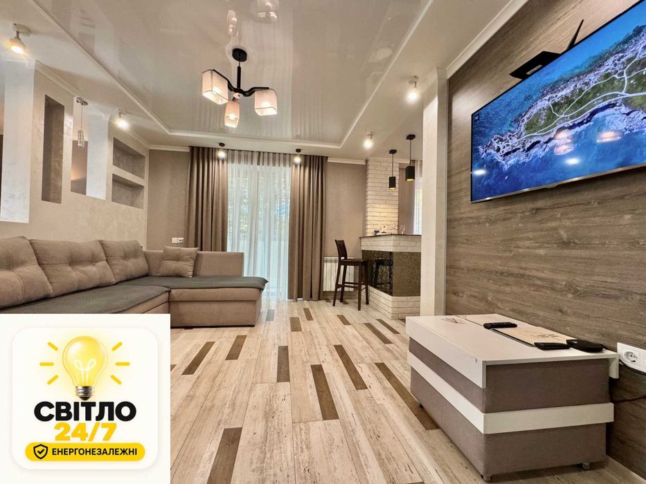 СВІТЛО ЗАВЖДИ ApartPoltavaЗатишна студія Корпусний парк,КУТОВА ванна, ПОДОБОВО