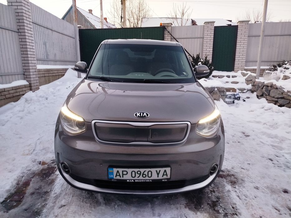 KIA SOULe automatic 2015