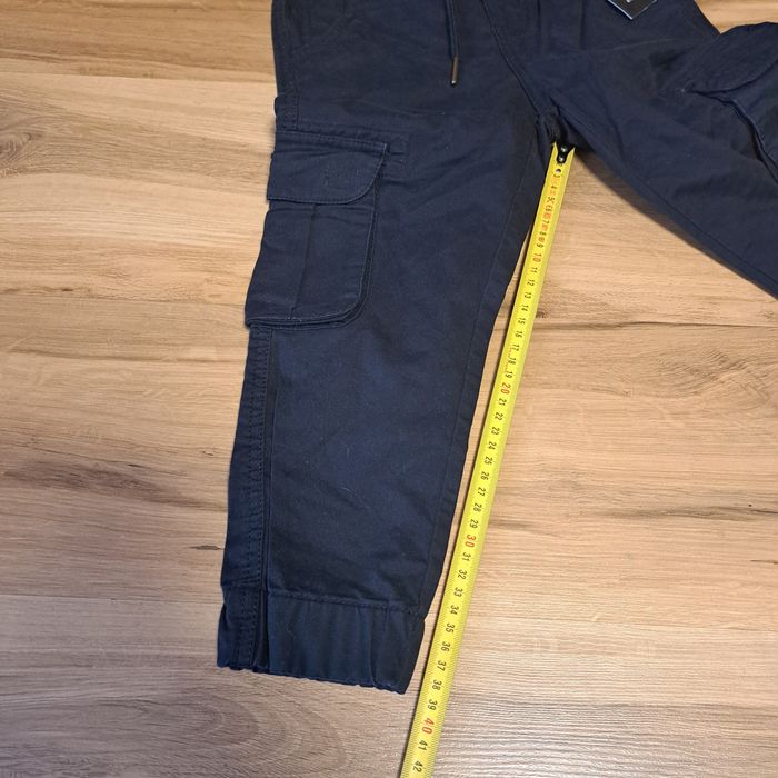 Reserved 110 spodnie jogger