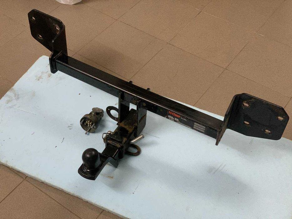 Фаркоп Subaru Outback 2014-2019 Curt комплект квадрат + вставка шар