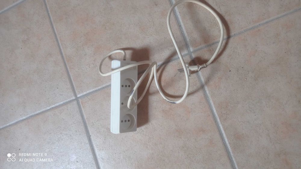 Extensão tripla elétrica