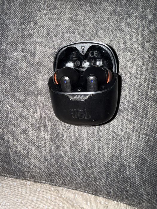 Fones Jbl tune beam 2