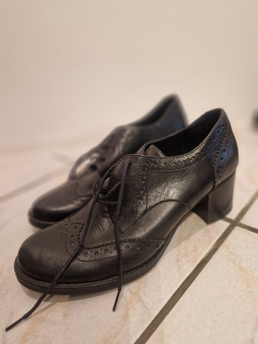 Шкіряні жіночі черевики