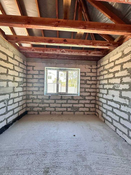 Продаж будинку в с.Шкарівка