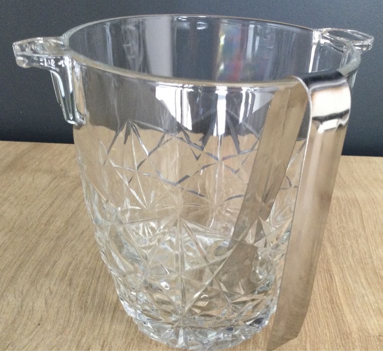 Wiaderko-pokemnik na lód