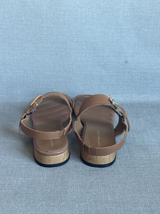 Tommy hilfiger Hardware Flat Sandal r.38