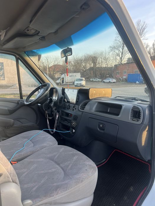 Mecedes-Benz Sprinter 316cdi легковий 8+1