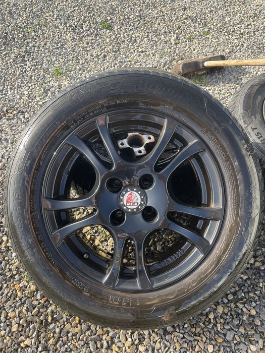 Jantes especiais 195/65 R15 com pneus seminovos